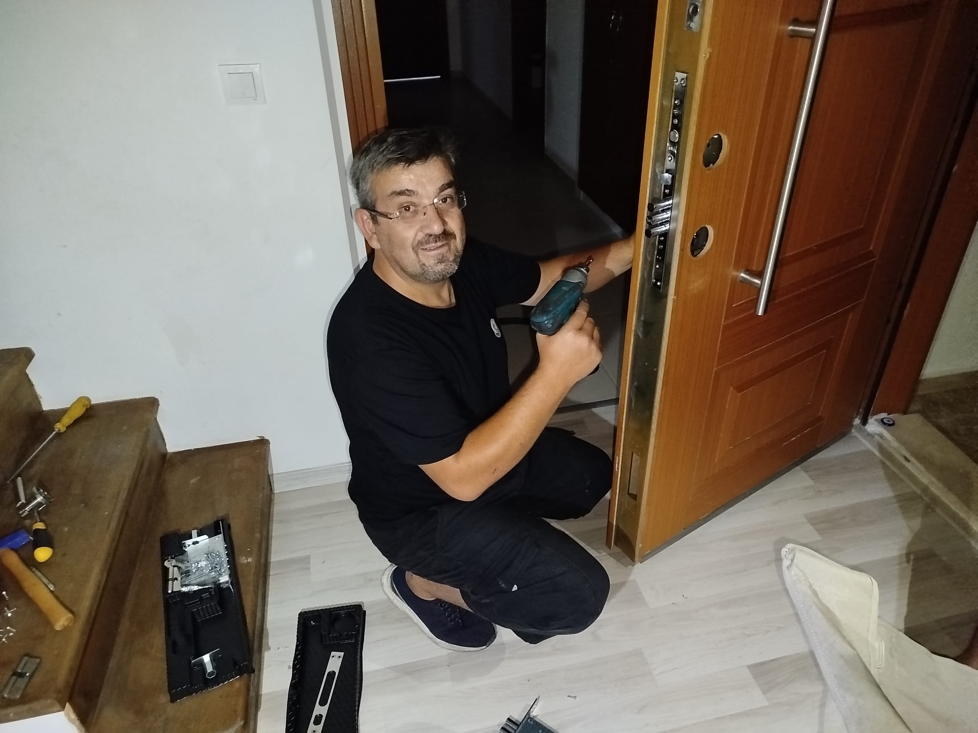 Evliya Çelebi Ev ve Ofis Kapı Açma