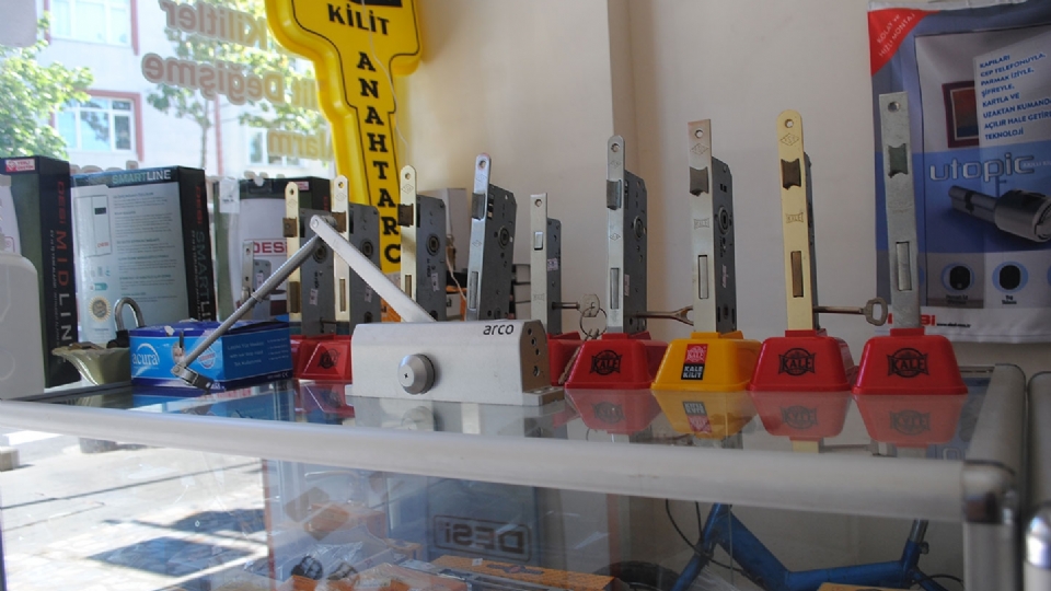 Evliya Çelebi Kilit Değişimi ve Montajı